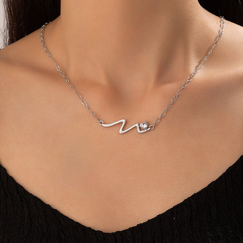 Love Wave Small Chain Necklace